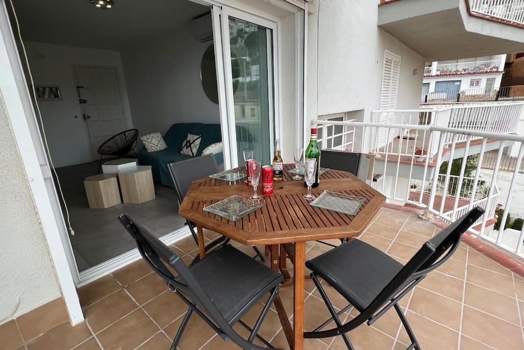 Apartamento Tres Habitaciones Con Vistas Al Mar En Roses Dış mekan fotoğraf